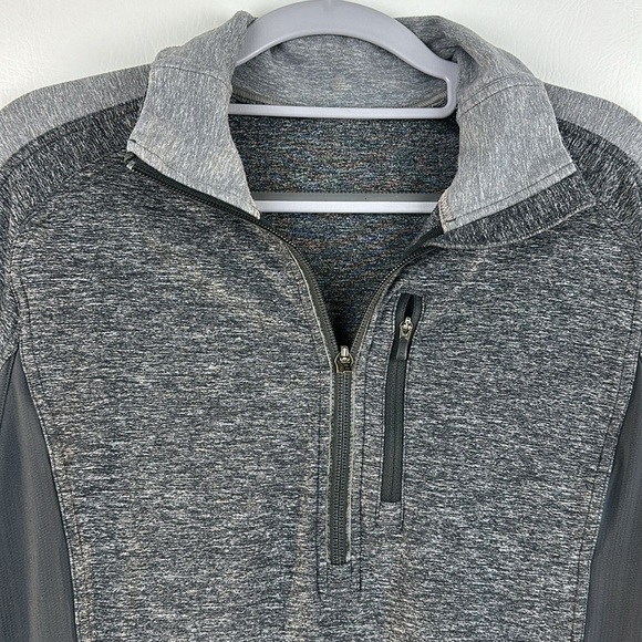 Lululemon Half Zip Pull Over Top - Picture 4 of 8